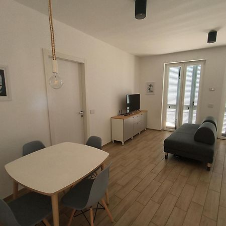 Apartment Near To Como - Donkey'S House Tavernerio ภายนอก รูปภาพ