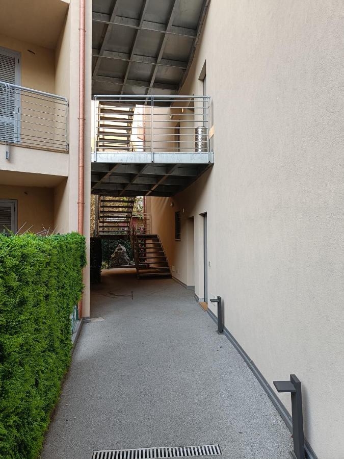 Apartment Near To Como - Donkey'S House Tavernerio ภายนอก รูปภาพ